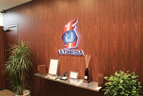 綺麗なエントランスでお出迎え